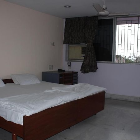 Service Apartments, Park Street, Calcutta Екстер'єр фото