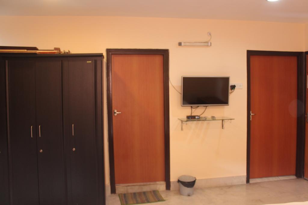 Service Apartments, Park Street, Calcutta Екстер'єр фото