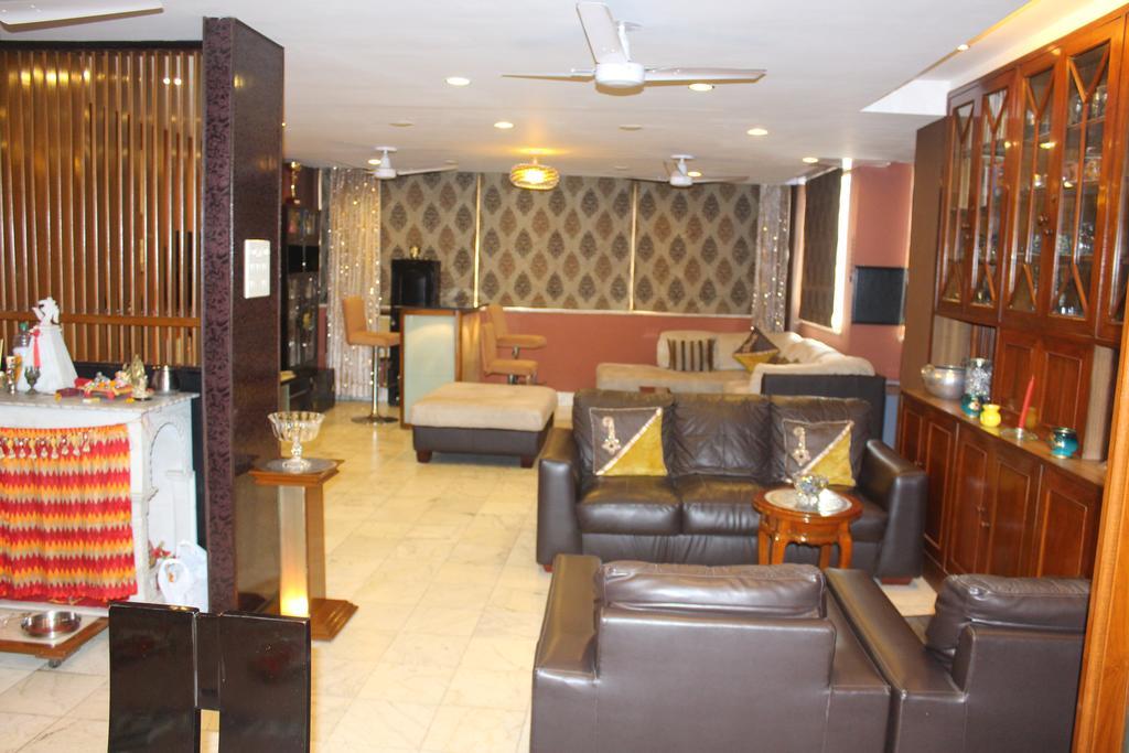Service Apartments, Park Street, Calcutta Екстер'єр фото