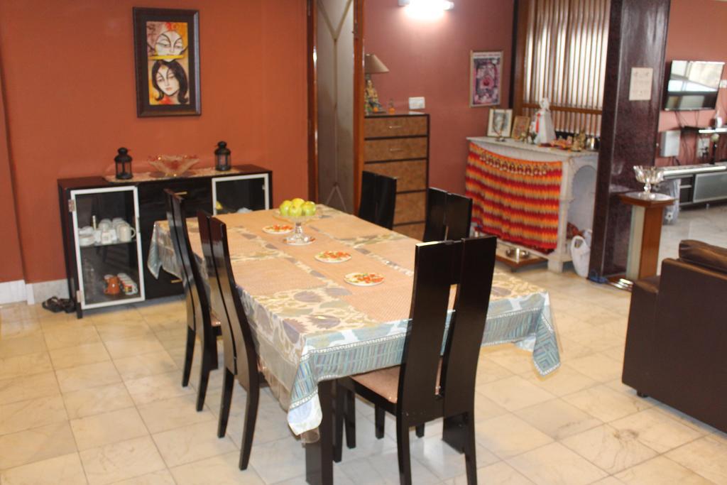 Service Apartments, Park Street, Calcutta Екстер'єр фото