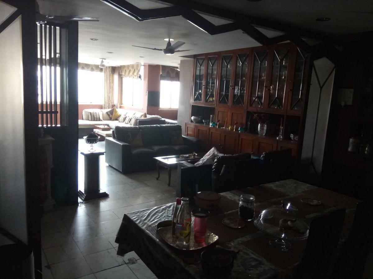 Service Apartments, Park Street, Calcutta Екстер'єр фото